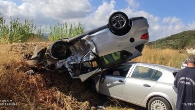 Δυο σοβαρά τροχαία ατυχήματα ανήμερα του Δεκαπενταύγουστου σε Λασίθι και Χανιά