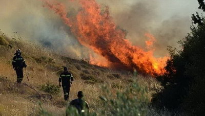 Πυρκαγιά σε εξέλιξη σε περιοχές της Κύπρου