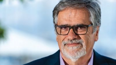 Ο Αντώνης Ζερβός αποχαιρετάει έναν φίλο του Αγίου Νικολάου-Ψήφισμα του Δημοτικού Συμβουλίου