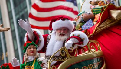 Ο Άγιος Βασίλης περνάει από τις γειτονιές του Δήμου Μαλεβιζίου