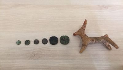 Έκρυβε μυκηναϊκό αγαλματίδιο και φυσίγγια στο σπίτι του