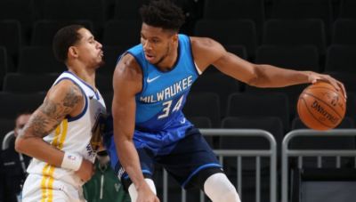 Πρώτη νίκη για τους Μπακς