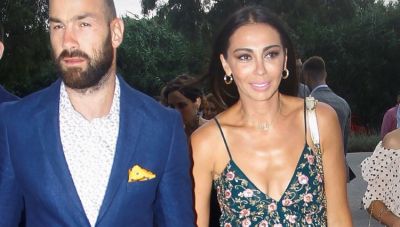 Το ζεύγος Σπανούλη άκουσε τα κάλαντα από τα έξι παιδιά του