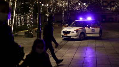 Δρακόντεια μέτρα για τα ρεβεγιόν της Πρωτοχρονιάς-Τι ισχύει για μετακινήσεις και εκκλησίες