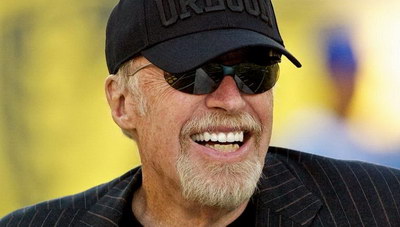 Χτίζοντας Μια Αυτοκρατορία: “Η αυτοβιογραφία του ιδρυτή της NIKE”