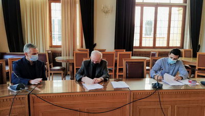 Έπεσαν οι υπογραφές για να αλλάξει όψη ο κεντρικός δρόμος του Πόρου