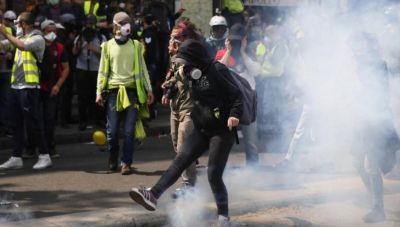 Γαλλία: Δακρυγόνα σε διαδηλωτές κατά της αστυνομικής βίας