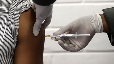 Ρωσία: Μαζικός εμβολιασμός τέλη Νοεμβρίου