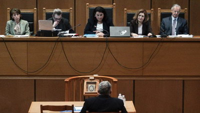 Καταδίκη Χρυσής Αυγής: Στη φυλακή η ηγετική ομάδα- Παραδόθηκε ο Κασιδιάρης