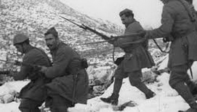 «Στον φόβο ελπίδα, στην ελπίδα φόβο…»