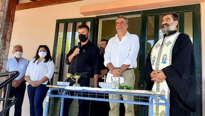 Στο Δημοτικό Σχολείων Αγίων Δέκα και στο Γυμνάσιο Γέργερης, για την έναρξη της σχολικής χρονιάς, ο Μιχάλης Κοκολάκης