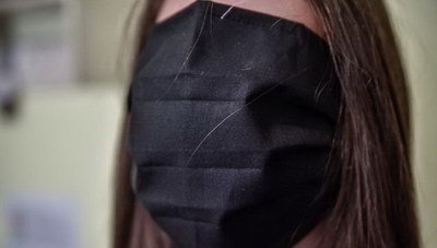 Η αστοχία με τις μάσκες- «Έφτιαξαν 1 εκ. μάσκες και δεν τις δοκίμασαν»