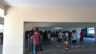 Ηράκλειο: Μάθημα σε «φουλαρισμένες» αίθουσες - Καμία μείωση στους μαθητες (φωτογραφίες)