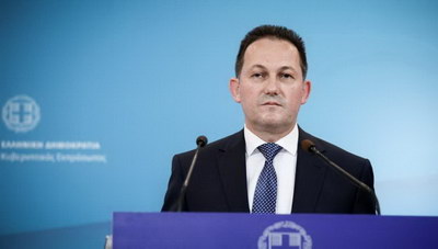 Πέτσας: «Τα καταφέρνουμε καλύτερα στην αντιμετώπιση της πανδημίας»- Στην Κρήτη απόψε ο Μητσοτάκης