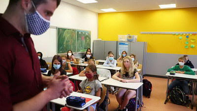 «Η Κυβέρνηση κρίνεται επικίνδυνη για την δημόσια Παιδεία»