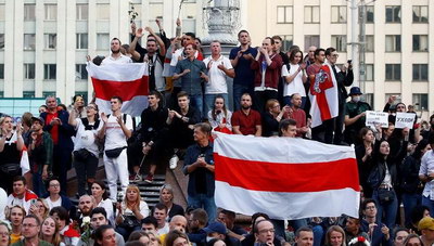 Λευκορωσία: Συνελήφθη πολιτικός από μασκοφόρους