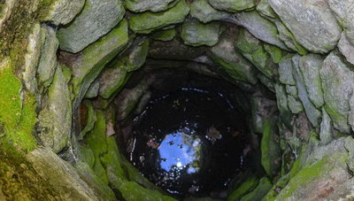 Κορωπί: Δύο άνδρες εγκλωβίστηκαν σε πηγάδι