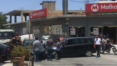 Ηράκλειο: Τροχαίο στο σημείο... καρμανιόλα (φωτογραφίες)