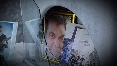 Η μήνυση μετά τη βεβήλωση του τάφου του Λευτέρη Καλομοίρη