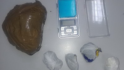 «Βαποράκια» στα χέρια της ΕΛ.ΑΣ. με χρήματα και κοκαϊνη