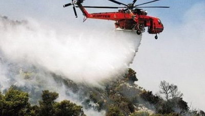 Με δύο ελικόπτερα η Κρήτη στη μάχη των πυρκαγιών - Τι δήλωσε ο Χρυσοχοϊδης