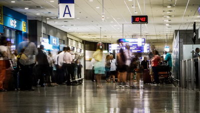 Επιχειρήσεις και οδηγοί λεωφορείων: Απεργιακές αναταράξεις πριν την άφιξη των πρώτων τουριστών!