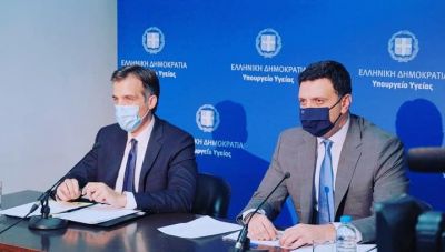 Βασίλης Κικίλιας: Με μάσκες μέχρι και την Άνοιξη 