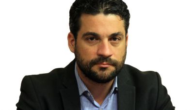 H οργή του Δημάρχου για τα σκουπίδια στη βιτρίνα της πόλης