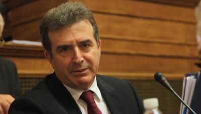 Στον εισαγγελέα του Αρείου Πάγου ο Χρυσοχοΐδης με φάκελο για το οργανωμένο έγκλημα