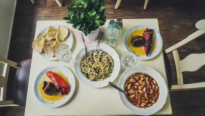 Η Κρητική διατροφή «πρωταγωνιστεί» σε νέο σποτ