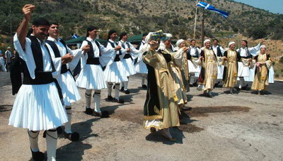 Ποιος δήμος προσφέρει μαθήματα παραδοσιακών χορών