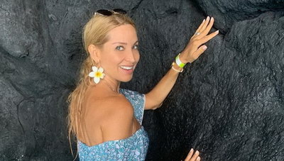 Καλλίγραμμη η Ναθαναήλ και στα 52 της (φωτογραφίες)