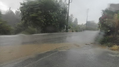 «Ανοιξαν» οι ουρανοί στο Ηράκλειο: Οι περιοχές που επλήγησαν - Ο καιρός αύριο (βίντεο-φωτο-πίνακας)