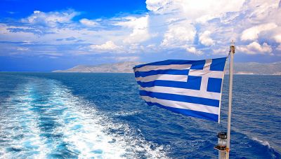Οι Έλληνες εφοπλιστές που εμπιστεύονται την ελληνική σημαία