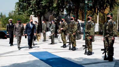Με τιμές υποστρατήγου και δημοσία δαπάνη η εξόδιος ακολουθία του Ιάκωβου Τσούνη