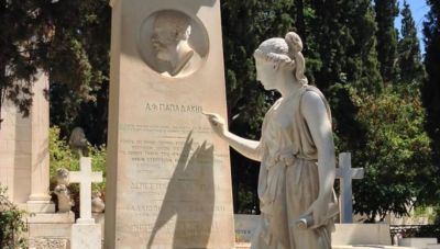 Στη Βουλή η αποκατάσταση του ταφικού μνημείου του Αντωνίου Παπαδάκη.