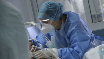 Κορωνοϊός- Ελλάδα: 2411 νέα κρούσματα και 67 θάνατοι