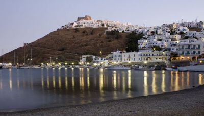 To Spiegel εκθειάζει 7 ελληνικά νησιά