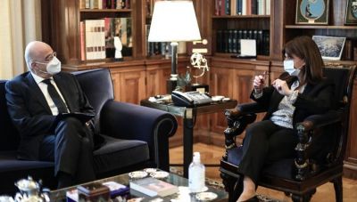 Συνάντηση Ν. Δένδια - Κ. Σακελλαροπούλου: Ενημέρωση για τα εθνικά θέματα