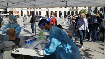 Κρήτη: 100 νέα κρούσματα κορωνοϊού- Τι έδειξαν τα rapid test (φωτογραφίες)