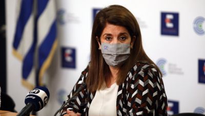 Βάνα Παπαευαγγέλου: Δεν θα βγάλουμε τις μάσκες πριν το 2022