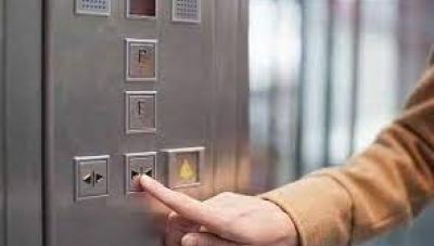 Καμένα Βούρλα: 24χρονος βίασε 11χρονη μέσα σε ασανσέρ