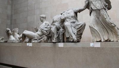 Μενδώνη: Προσβλητικές έως επικίνδυνες οι συνθήκες για τα Γλυπτά του Παρθενώνα στο Βρετανικό Μουσείο