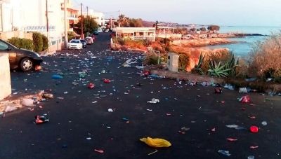 Εικόνες ντροπής στην τουριστική Χερσόνησο