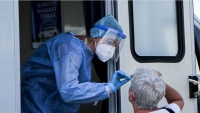ΕΟΔΥ: Δωρέαν rapid test σε πεζούς έξω από το δημαρχείο Ιεράπετρας