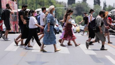 Αύριο τα μέτρα για τους ανεμβολίαστους - Μένουν έξω από κλειστούς χώρους, με τεστ στη δουλειά