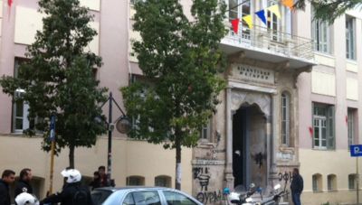 Στον Εισαγγελέα ο Ρουμάνος για τη δολοφονία Μπιτσακάκη υπό τις αποδοκιμασίες συγγενών του θύματος