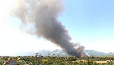 Φωτιά στη Βαρυμπόμπη - Μήνυμα από το 112: «Παραμείνετε σε ετοιμότητα»