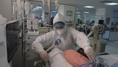 Κορωνοϊός - Ελλάδα: 2800 νέα κρούσματα και 12 θάνατοι