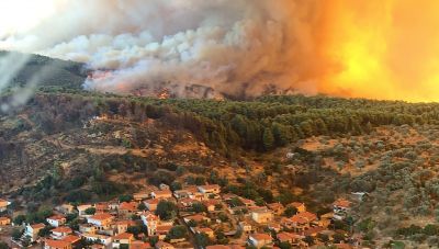 Ξέφυγε η φωτιά στην Εύβοια :Εισήγηση για εκκένωση σε Μαντούδι και Κυμάσι